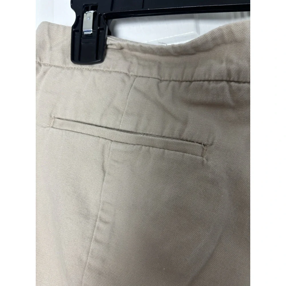 Gap Women's Size 6 Khaki Shorts Cotton Front‎ Top Slit Pockets Preppy